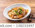 Sweet and savory stir-fried pork and daikon radish 138233497