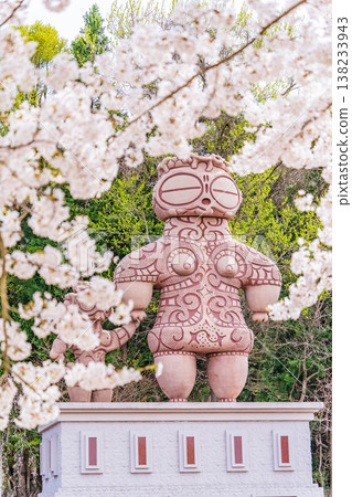 "Aomori Prefecture" Spring - Scenery of Hachinohe Park with cherry blossoms in full bloom, Hachinohe City "Aomori Prefecture" Spring - Scenery of Hachinohe Park with cherry blossoms in full bloom, Hachinohe City 138233943