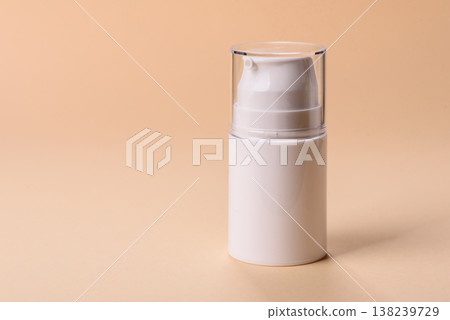 A white, empty plastic or aluminum spray or foam jar as a mockup. An empty cosmetic jar mockup A white, empty plastic or aluminum spray or foam jar as a mockup. An empty cosmetic jar mockup 138239729