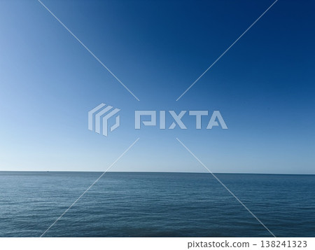 水平線和藍色的大海 水平線和藍色的大海 138241323