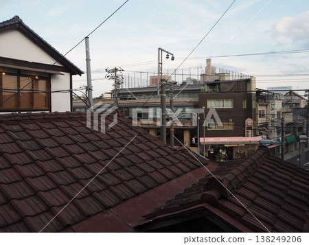 尾道的巷子、港口和貓:帶您懷舊地一窺廣島縣丘陵街道的風貌。 尾道的巷子、港口和貓:帶您懷舊地一窺廣島縣丘陵街道的風貌。 138249206
