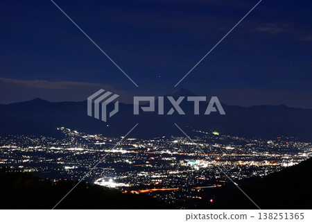 Night view of the Kofu basin and Mt. Fuji Night view of the Kofu basin and Mt. Fuji 138251365