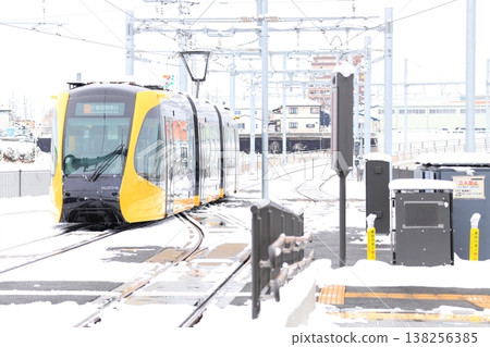 宇都宮平石站“輕軌與雪景” 138256385