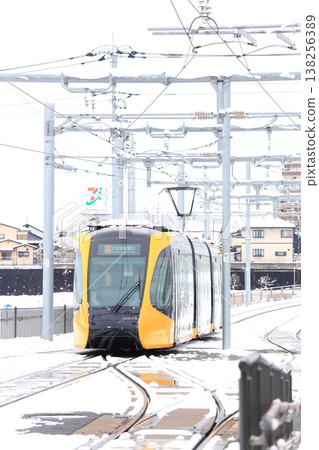 Utsunomiya Hiraishi Station "Light Rail and Snow Scenery" Utsunomiya Hiraishi Station "Light Rail and Snow Scenery" 138256389