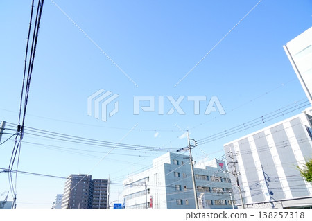 春日部上空藍天如洗。 春日部上空藍天如洗。 138257318