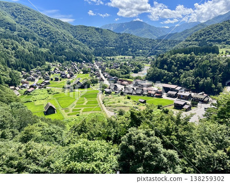 Shirakawago's grand pavilion settlement 138259302