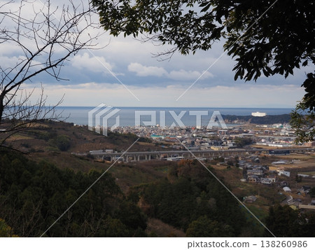 Sea seen from the mountain Sea seen from the mountain 138260986