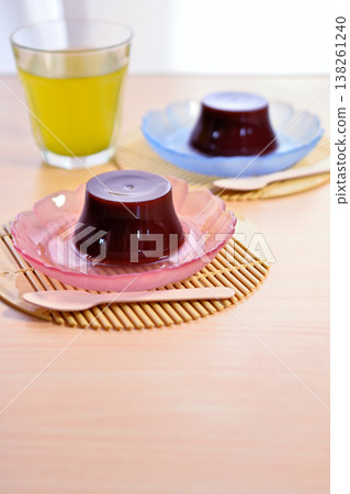 夏季必備：冰鎮水羊羹（甜豆凍）。 138261240
