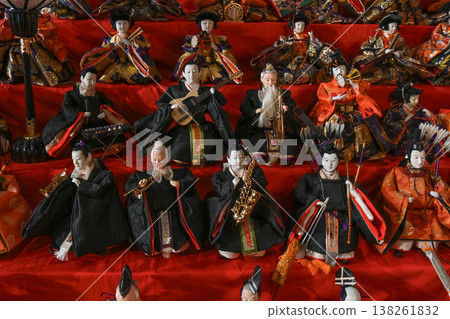 【奈良】在坪坂寺，一年一度的雛曼陀羅祭是有趣的活動，您可以在這裡尋找有趣的雛人偶。 138261832