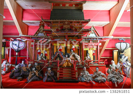 【奈良】在坪坂寺,一年一度的雛曼陀羅祭是有趣的活動,您可以在這裡尋找有趣的雛人偶。 【奈良】在坪坂寺,一年一度的雛曼陀羅祭是有趣的活動,您可以在這裡尋找有趣的雛人偶。 138261851