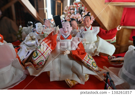 [Nara] At Tsubosaka-dera Temple, the annual Hina Mandala Festival is a fun event where you can enjoy searching for interesting Hina dolls. 138261857