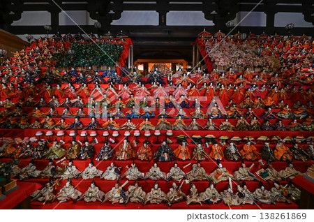 【奈良】在坪坂寺，一年一度的雛曼陀羅祭是有趣的活動，您可以在這裡尋找有趣的雛人偶。 138261869
