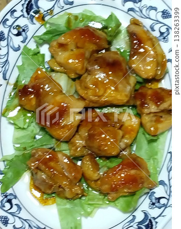 Home-style cooking: Teriyaki chicken 138263399
