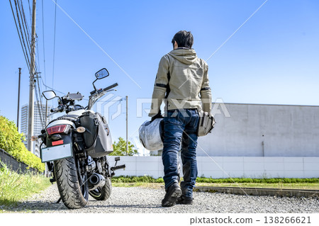 Ebina city touring on an American bike Ebina city touring on an American bike 138266621