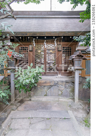 Kyoto Grand Shrine, a place of worship for Ise Grand Shrine, Teramachi-dori, Shimogyo-ku, Kyoto City Kyoto Grand Shrine, a place of worship for Ise Grand Shrine, Teramachi-dori, Shimogyo-ku, Kyoto City 138266861
