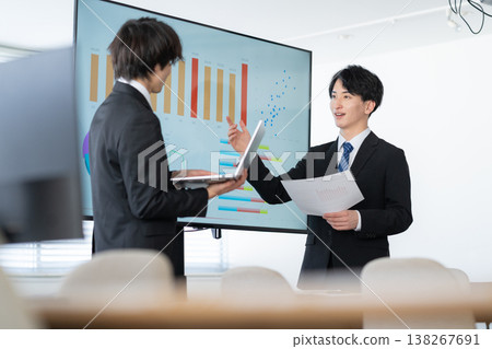 Young businessmen having a meeting in the office 138267691
