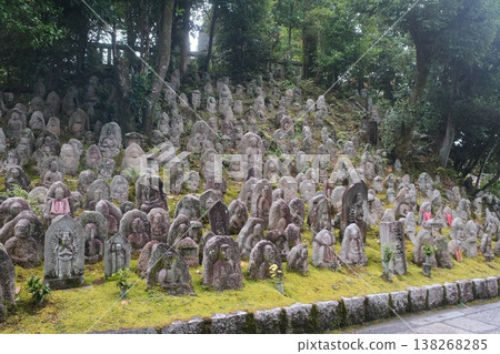 Ancient Stone Jizo Statues Peaceful Garden Scene Ancient Stone Jizo Statues Peaceful Garden Scene 138268285