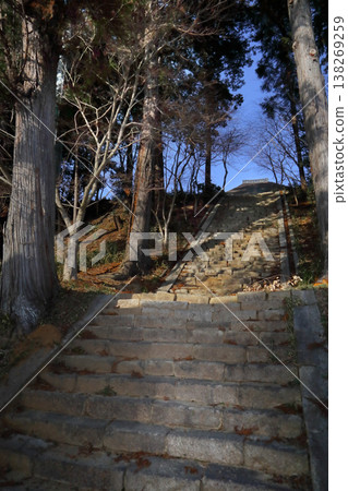 Romantic Ibaraki (The history of Manpuku-ji Temple is deeply intertwined with the history of the Taira clan, as it is connected to Taira no Sadamori's retainer, Taira no Sadayoshi.) Namegata City 138269259