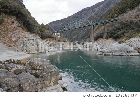 大步危峽第二座吉野川橋 138269437