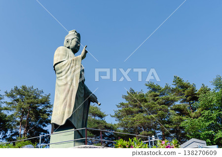 鹽船觀音寺的和平觀音像(東京都青梅市) 鹽船觀音寺的和平觀音像(東京都青梅市) 138270609