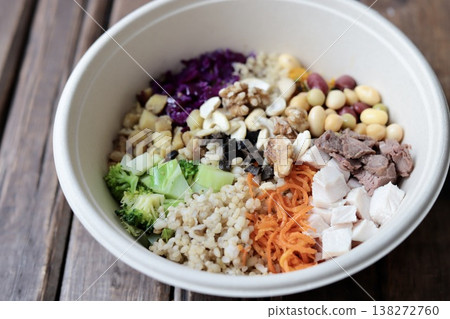 Protein-rich chopped salad with brown rice Protein-rich chopped salad with brown rice 138272760