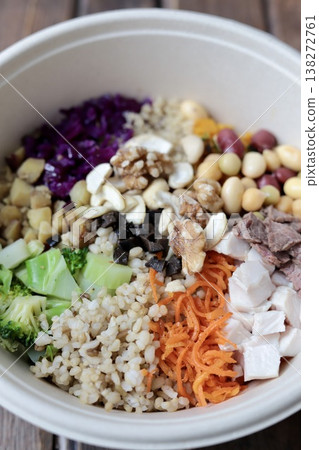 Protein-rich chopped salad with brown rice Protein-rich chopped salad with brown rice 138272761