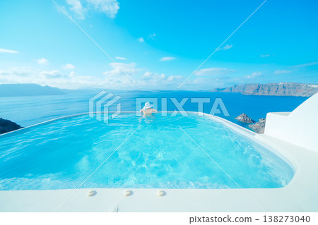 A vacation in Santorini 138273040