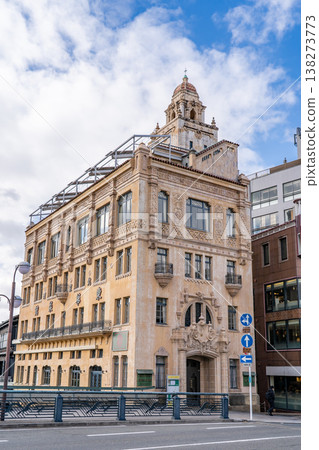 Preserving time-honored traditions: Touka Saikan Main Branch, a Beijing cuisine restaurant, modern architecture (designed by Vories). Preserving time-honored traditions: Touka Saikan Main Branch, a Beijing cuisine restaurant, modern architecture (designed by Vories). 138273773