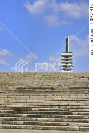 【東京】世田谷區:駒澤公園的紀念塔與階梯 【東京】世田谷區:駒澤公園的紀念塔與階梯 138274418