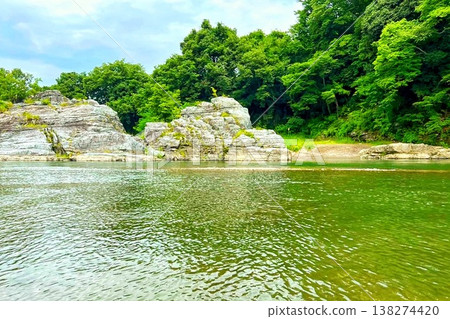 The scenery of Nagatoro, enveloped in fresh greenery. The scenery of Nagatoro, enveloped in fresh greenery. 138274420