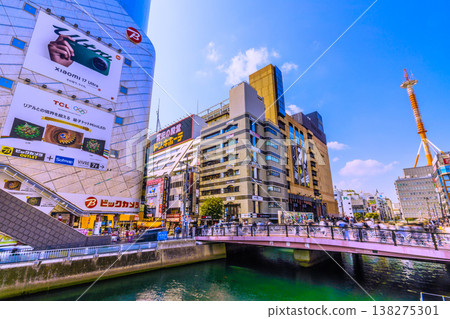 日本橫濱城市景觀，3月29日。橫濱站、橫濱生活中心、Bic Camera、南幸橋等景點景色。 = 2026 138275301