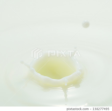 Milk Crown Milk Crown 138277495