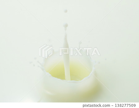 牛奶皇冠 138277509
