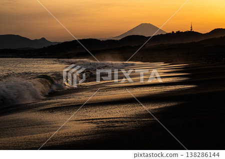 湘南平塚的傍晚海景 138286144