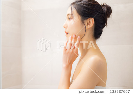 Young woman, beauty image　 138287667