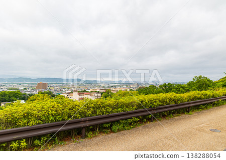 A view of the northern part of Wakayama City from the Kinokawa Service Area. A view of the northern part of Wakayama City from the Kinokawa Service Area. 138288054