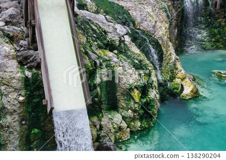 Kusatsu Onsen Yubatake (Kusatsu Town, Agatsuma District, Gunma Prefecture) Kusatsu Onsen Yubatake (Kusatsu Town, Agatsuma District, Gunma Prefecture) 138290204