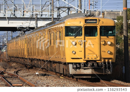【JR西日本】115系 1000系(山陽本線:中莊站) 【JR西日本】115系 1000系(山陽本線:中莊站) 138293543