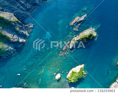 Drone footage of Hirizo Beach in Minami-Izu. Includes Daikonjima Island, Aiai Cape, Yuusuge Park, ferry, swimmers, and more. The southernmost point of the Izu Peninsula. Drone footage of Hirizo Beach in Minami-Izu. Includes Daikonjima Island, Aiai Cape, Yuusuge Park, ferry, swimmers, and more. The southernmost point of the Izu Peninsula. 138293663