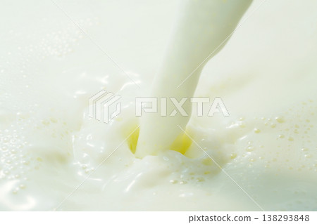 milk milk 138293848