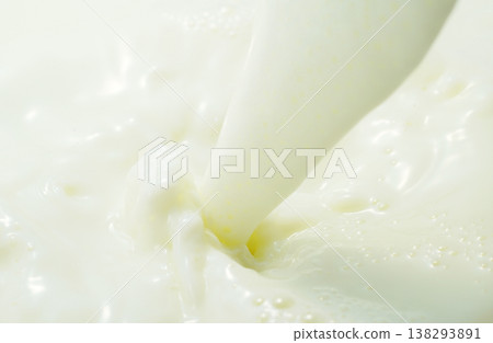 milk 138293891