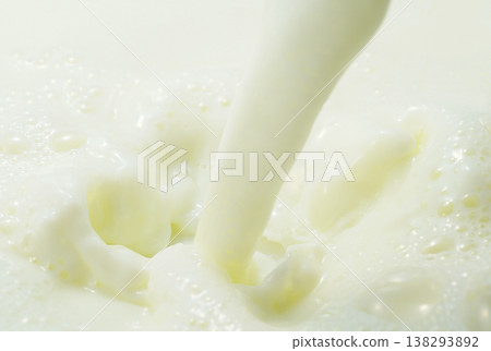 milk milk 138293892