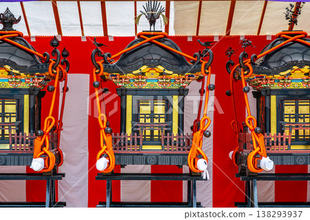 【神奈川縣】鎌倉鶴岡八幡宮一年一度的祭典上的便攜式神社 138293937