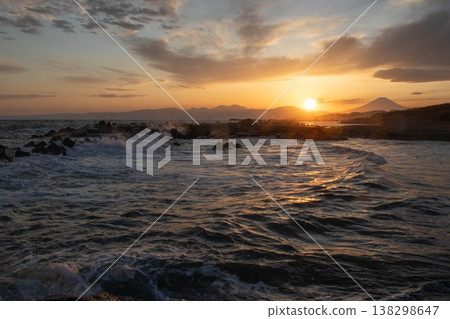 茅崎的傍晚海景 138298647