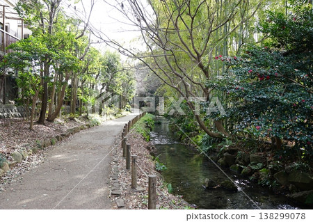 卡塔比拉河濱水綠道 138299078