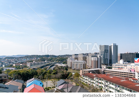 [Kanagawa Prefecture] A residential area lined with apartment buildings on a sunny day (March 2026) 138304668