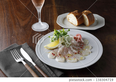 Carpaccio of wild sea bream Carpaccio of wild sea bream 138304719
