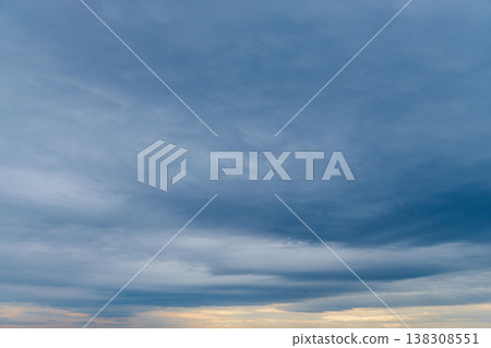 A gloomy, overcast winter morning 36 138308551