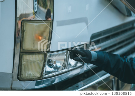 大型卡車：日常檢查 - 照明系統 138308815