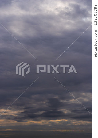 冬日的天空,從山上看見的陰天 12 冬日的天空,從山上看見的陰天 12 138309798